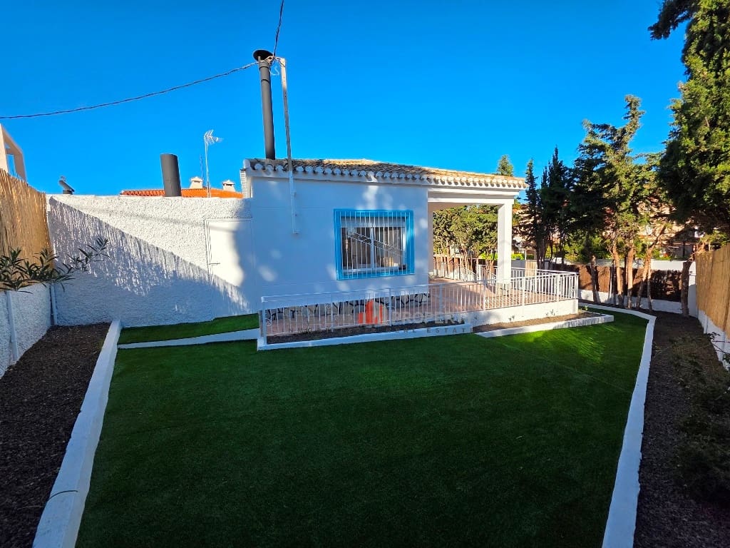 4 slaapkamer Appartement te koop in El Carmoli - € 410.000 (Ref: 9806704)
