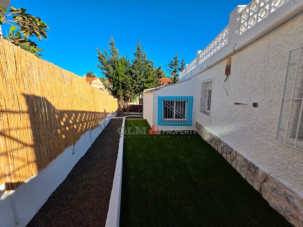 4 slaapkamer Appartement te koop in El Carmoli - € 410.000 (Ref: 9806704)