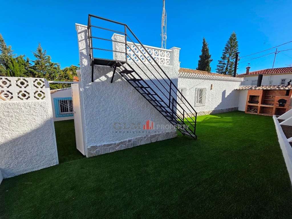 4 slaapkamer Appartement te koop in El Carmoli - € 410.000 (Ref: 9806704)