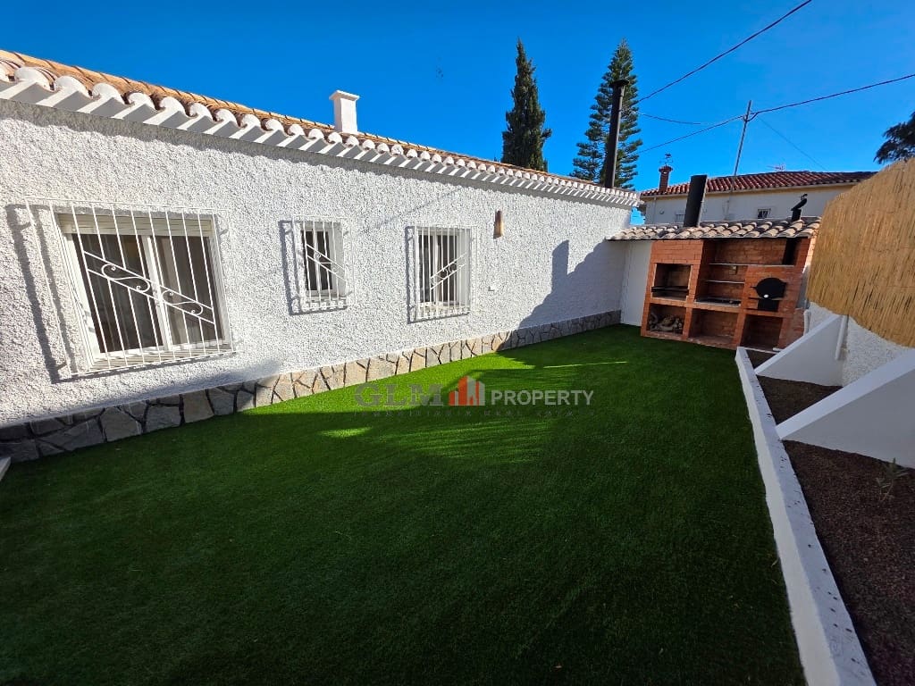 4 slaapkamer Appartement te koop in El Carmoli - € 410.000 (Ref: 9806704)