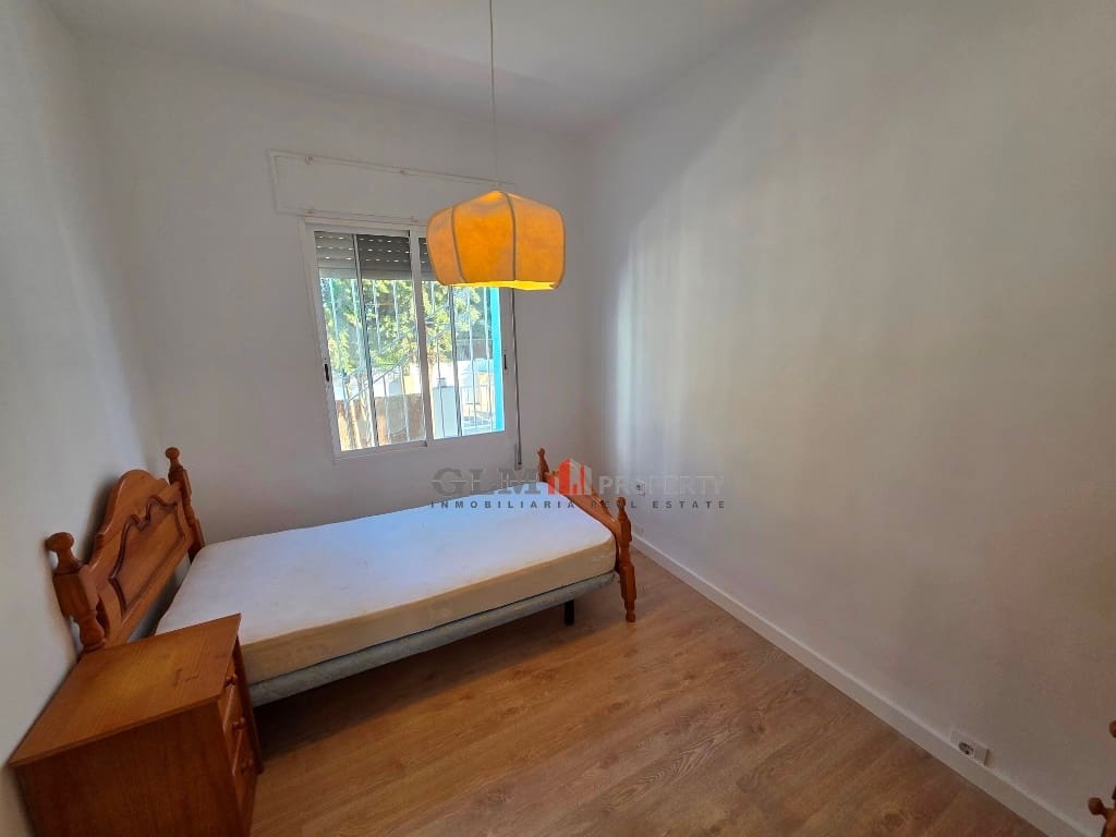 4 slaapkamer Appartement te koop in El Carmoli - € 410.000 (Ref: 9806704)