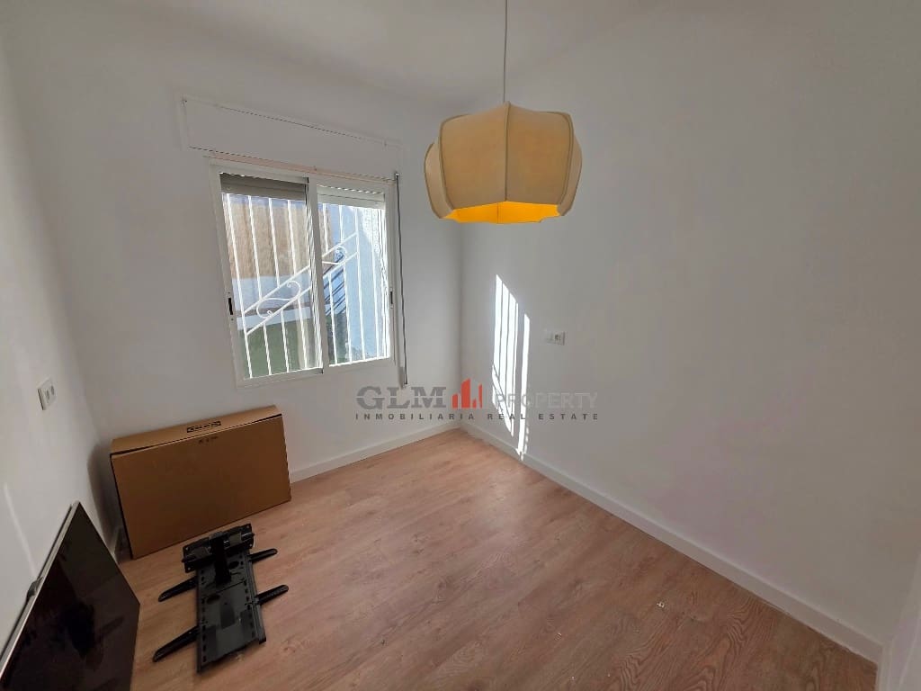 4 slaapkamer Appartement te koop in El Carmoli - € 410.000 (Ref: 9806704)