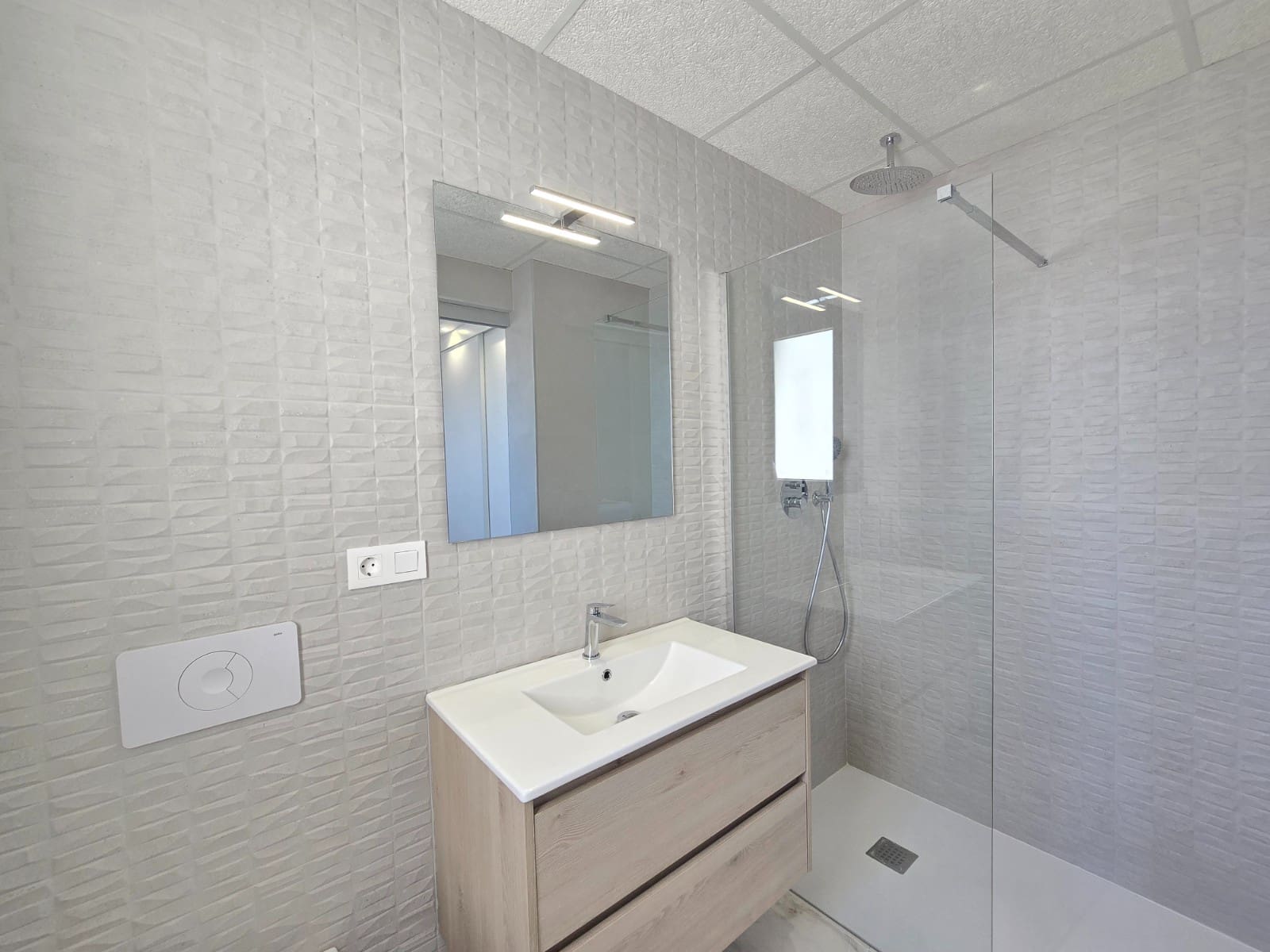 2 chambre Appartement à vendre à Los Altos avec piscine garage - 329 000 € (Ref: 9858230)