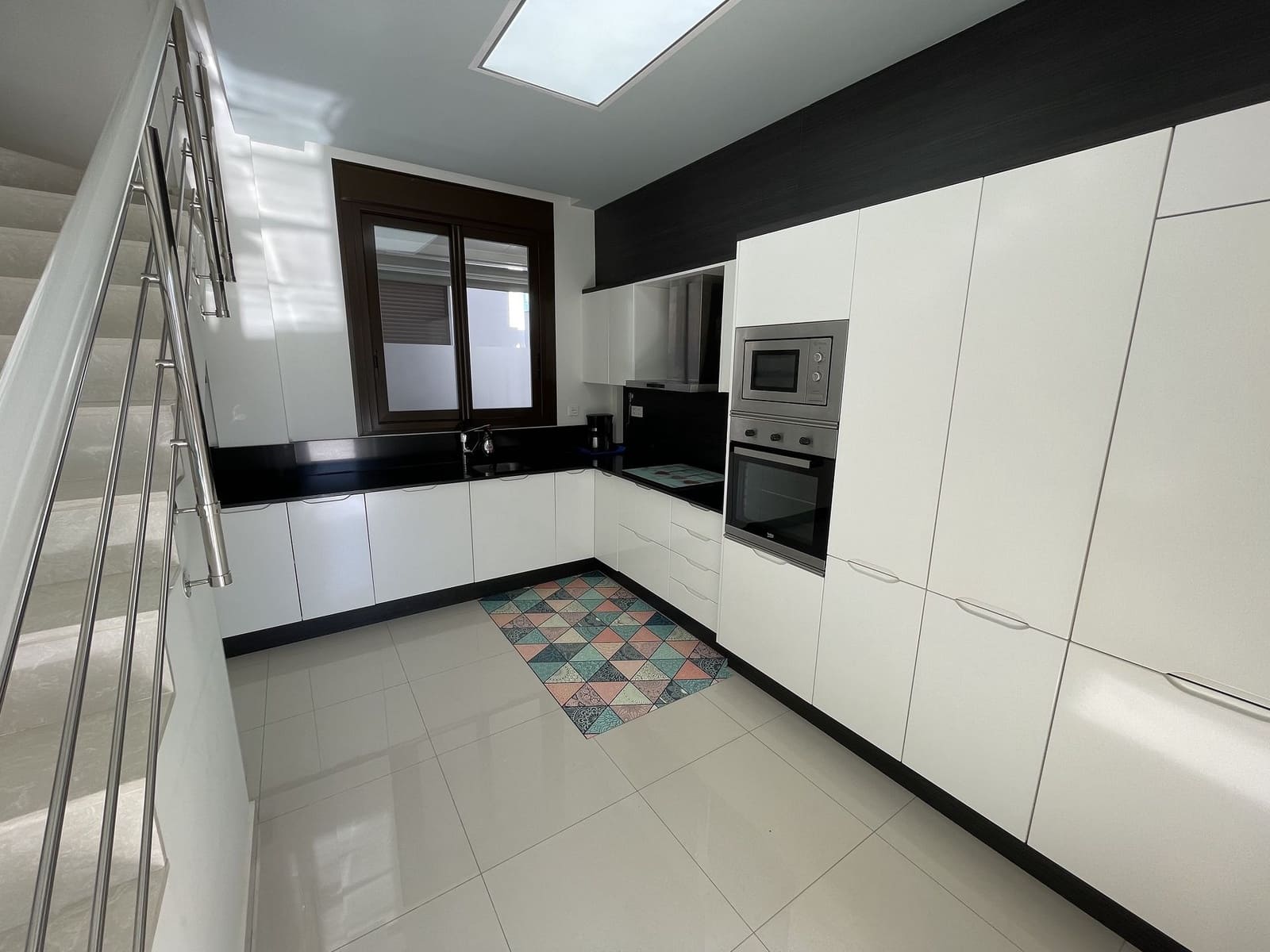 2 bedroom Semi-detached Villa for sale in Villamartin with pool - € 284,000 (Ref: 9866062)