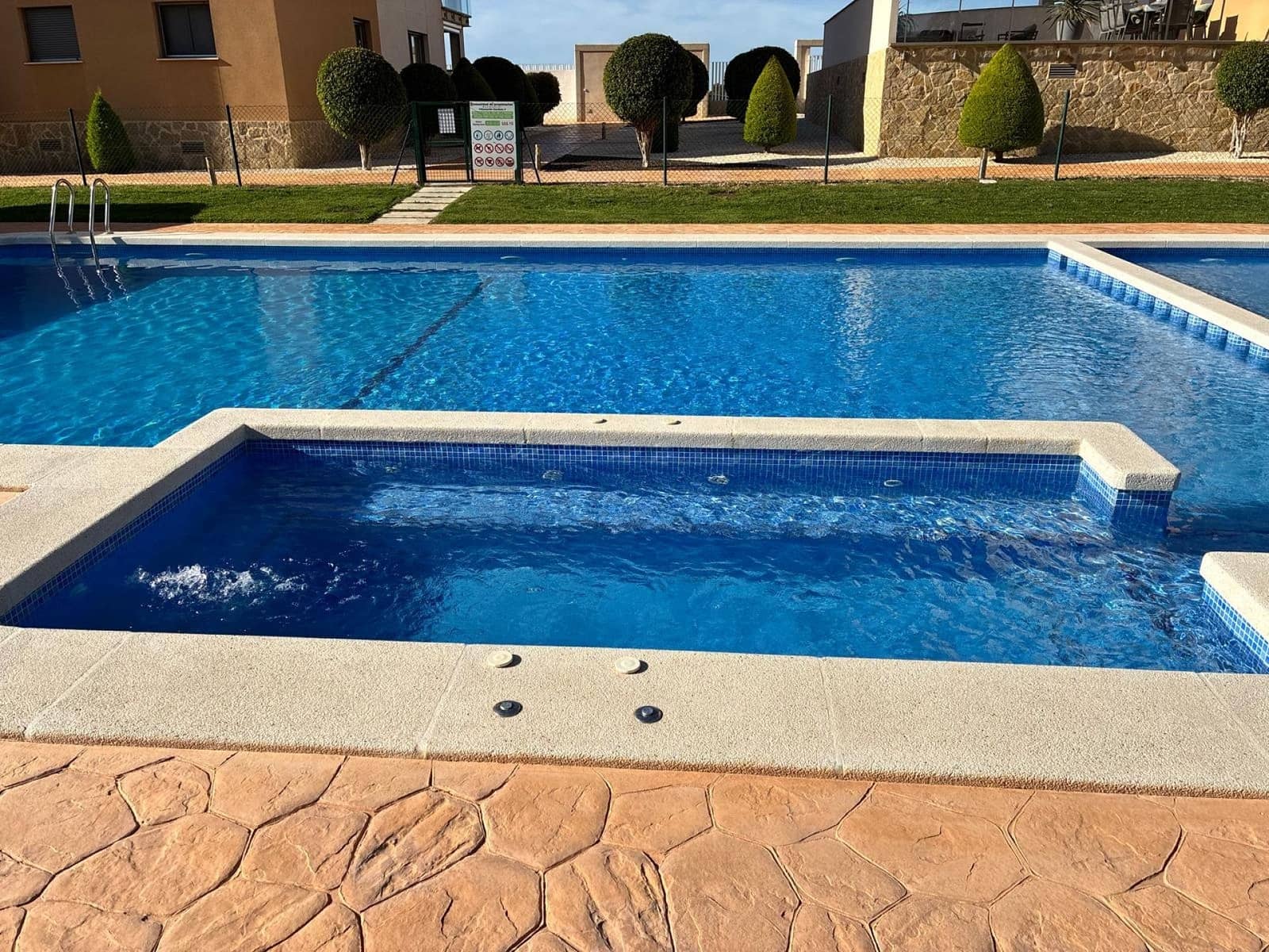3 soveværelse Lejlighed til salg i Villamartin med swimmingpool - € 324.900 (Ref: 9866065)