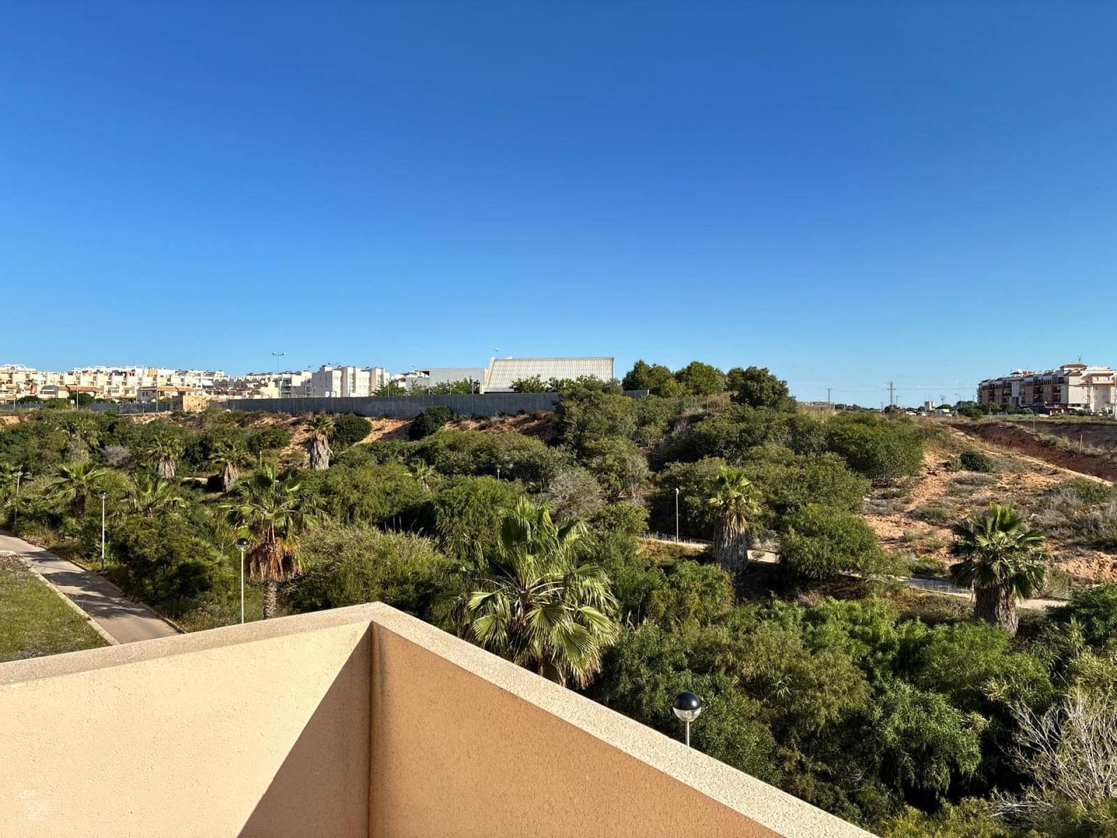3 soveværelse Lejlighed til salg i Villamartin med swimmingpool - € 324.900 (Ref: 9866065)