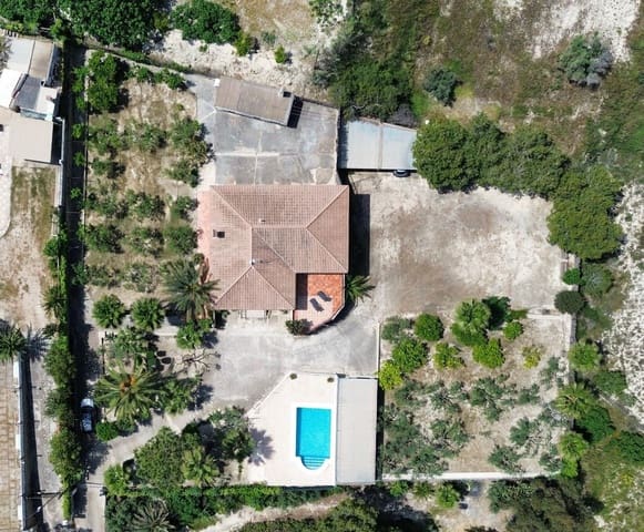 5 soveværelse Villa til salg i Rebolledo, Alicante by med swimmingpool garage - € 395.000 (Ref: 9866066)