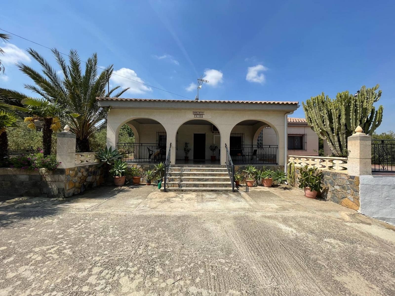 5 soveværelse Villa til salg i Rebolledo med swimmingpool garage - € 395.000 (Ref: 9866066)