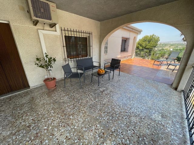 5 soveværelse Villa til salg i Rebolledo, Alicante by med swimmingpool garage - € 395.000 (Ref: 9866066)