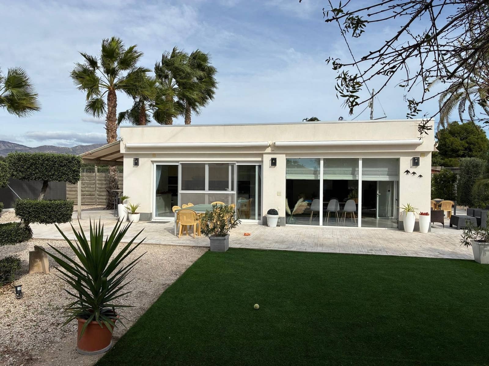 5 bedroom Villa for sale in Crevillente / Crevillent with pool garage - € 465,000 (Ref: 9866069)