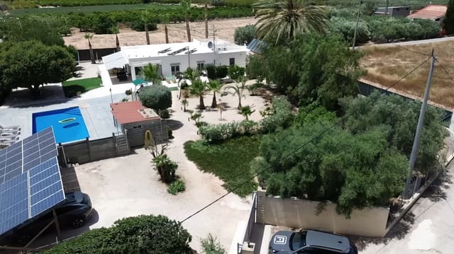 5 soverom Villa til salgs i Crevillente / Crevillent med svømmebasseng garasje - € 465 000 (Ref: 9866069)