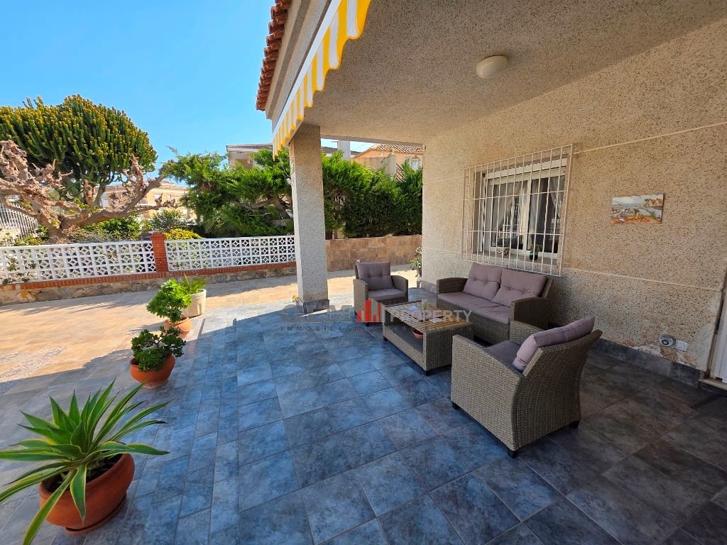 4 slaapkamer Appartement te koop in Los Narejos - € 399.000 (Ref: 9895269)