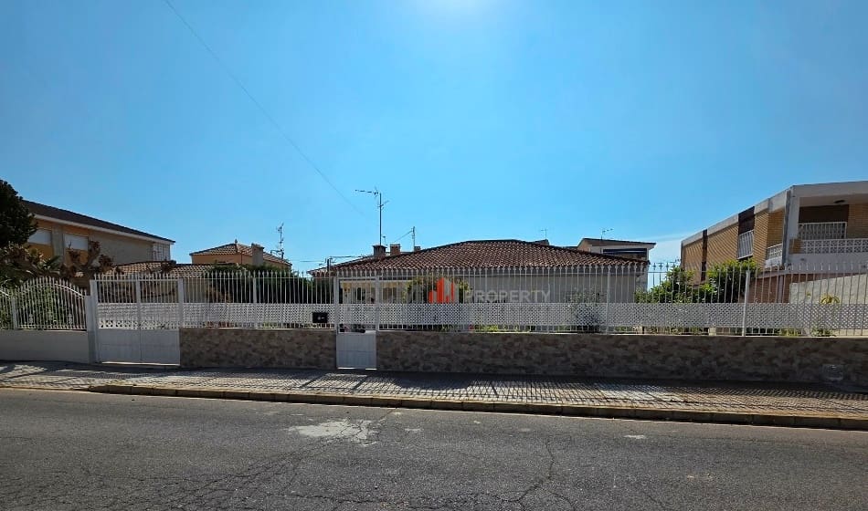 4 slaapkamer Appartement te koop in Los Narejos - € 399.000 (Ref: 9895269)