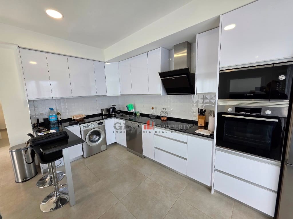 3 slaapkamer Appartement te koop in Los Alcazares met zwembad - € 489.000 (Ref: 9895271)