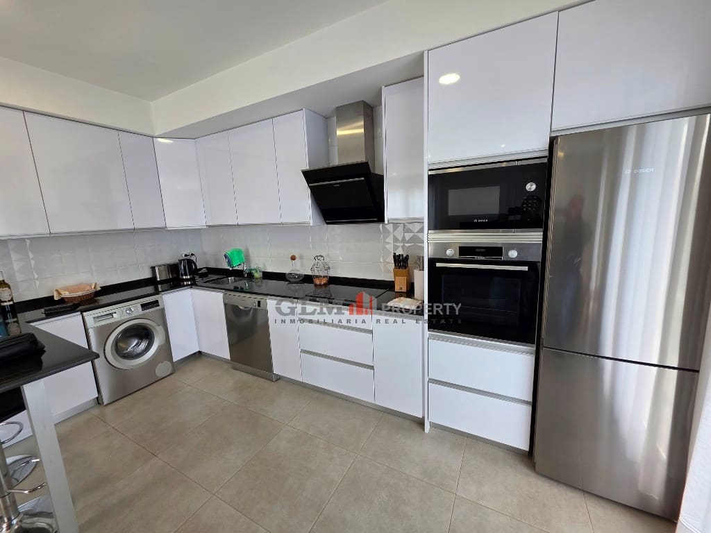 3 slaapkamer Appartement te koop in Los Alcazares met zwembad - € 489.000 (Ref: 9895271)