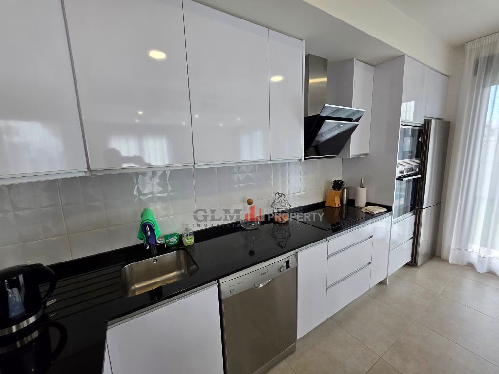 3 slaapkamer Appartement te koop in Los Alcazares met zwembad - € 489.000 (Ref: 9895271)