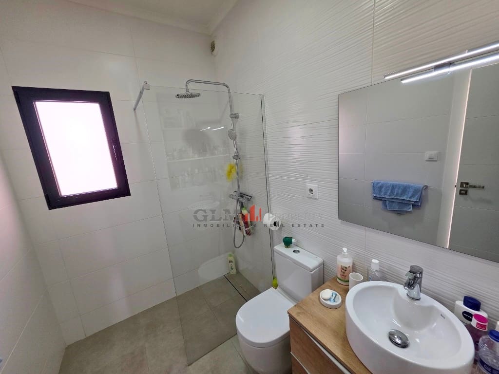 3 slaapkamer Appartement te koop in Los Alcazares met zwembad - € 489.000 (Ref: 9895271)