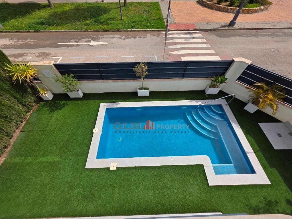 3 slaapkamer Appartement te koop in Los Alcazares met zwembad - € 489.000 (Ref: 9895271)