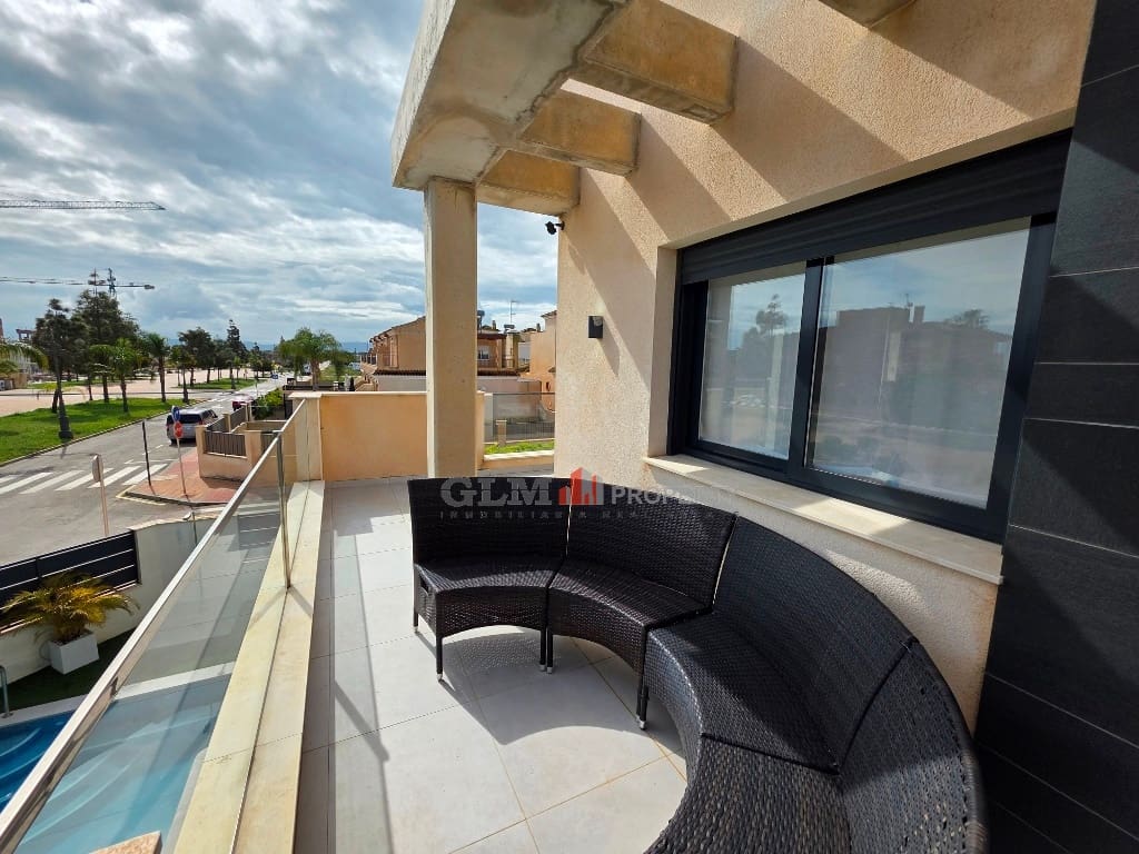 3 slaapkamer Appartement te koop in Los Alcazares met zwembad - € 489.000 (Ref: 9895271)