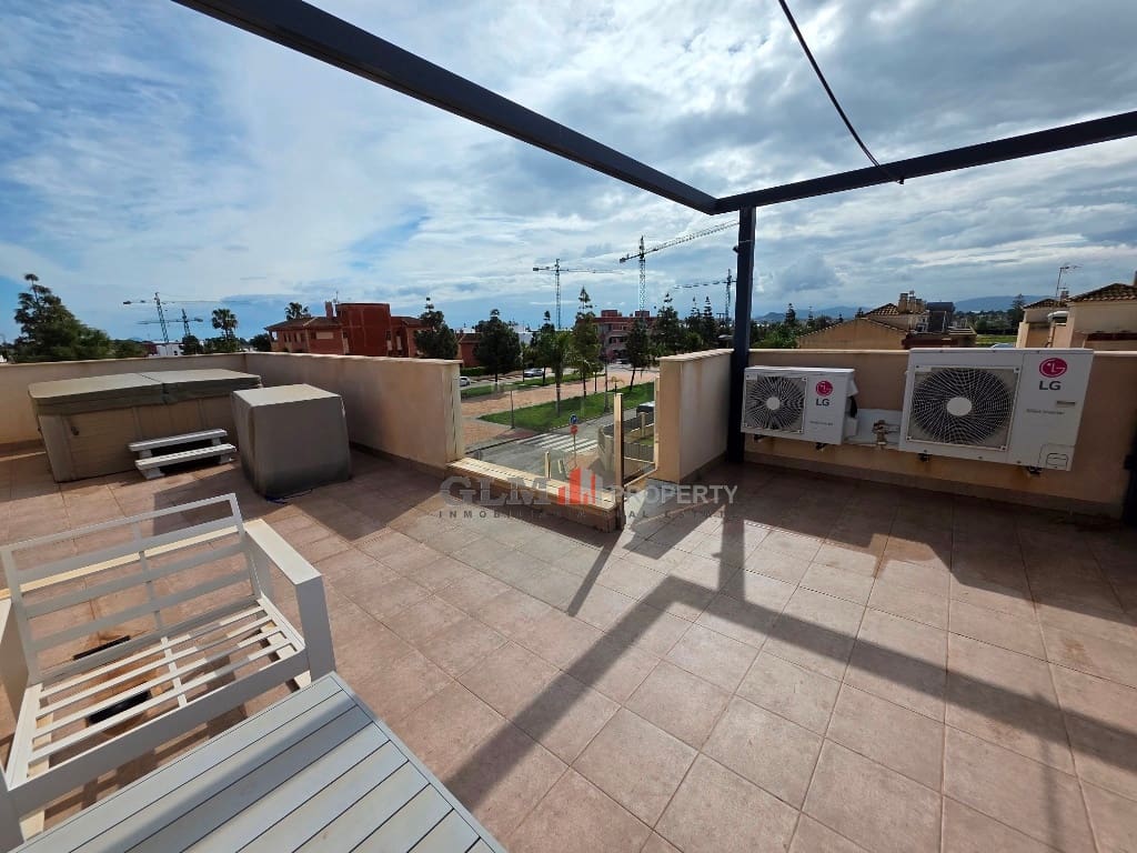 3 slaapkamer Appartement te koop in Los Alcazares met zwembad - € 489.000 (Ref: 9895271)