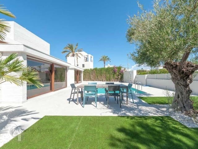 4 makuuhuone Huvila myytävänä paikassa Murcia kaupunki - 375 000 € (Ref: 9908790)