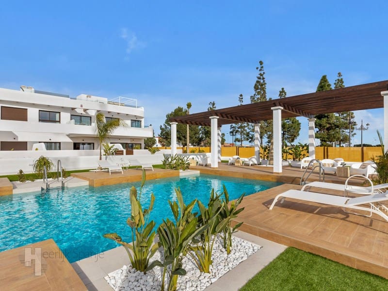 2 Zimmer Penthouse zu verkaufen in Los Alcazares mit Pool - 339.000 € (Ref: 9908793)