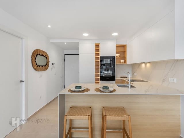 2 sypialnia Penthouse na sprzedaż w Los Alcázares z basenem - 339 000 € (Ref: 9908793)