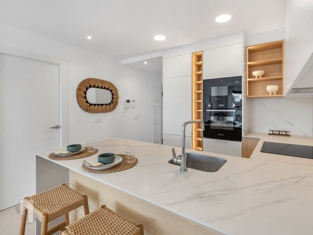 2 sypialnia Penthouse na sprzedaż w Los Alcázares z basenem - 339 000 € (Ref: 9908793)