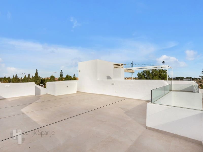2 Zimmer Penthouse zu verkaufen in Los Alcazares mit Pool - 339.000 € (Ref: 9908793)