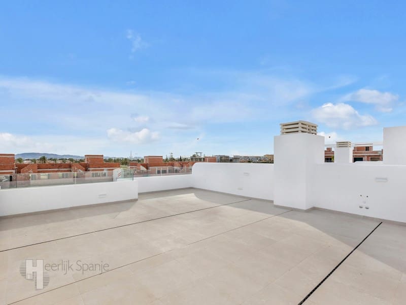 2 Zimmer Penthouse zu verkaufen in Los Alcazares mit Pool - 339.000 € (Ref: 9908793)