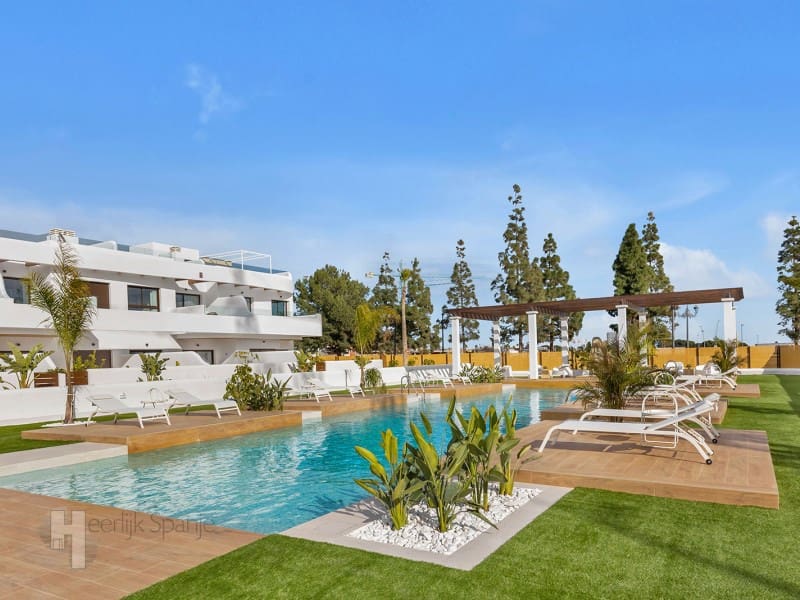 2 Zimmer Penthouse zu verkaufen in Los Alcazares mit Pool - 339.000 € (Ref: 9908793)
