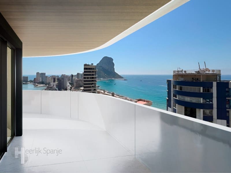 2 quarto Penthouse para venda em Calpe / Calp com piscina - 728 835 € (Ref: 9908798)