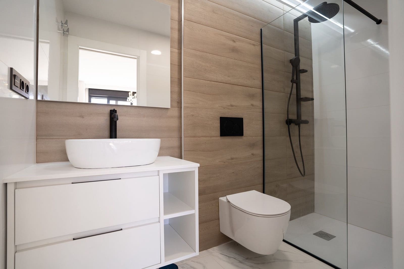 3 sypialnia Apartament na sprzedaż w Pilar de la Horadada z basenem garażem - 369 500 € (Ref: 9996290)