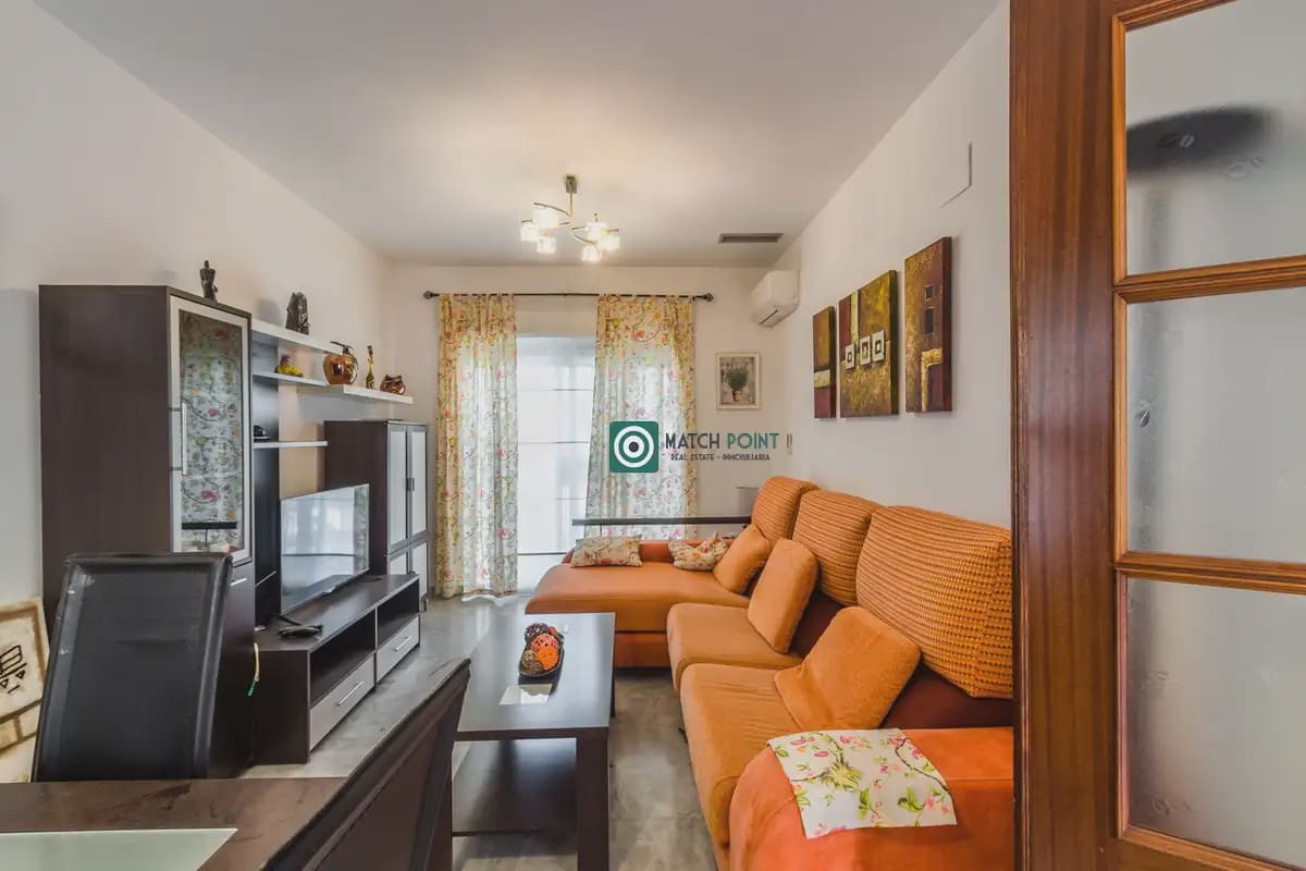 3 sypialnia Dom do wynajęcia w La Zubia z basenem garażem - 1 100 € (Ref: 10001052)
