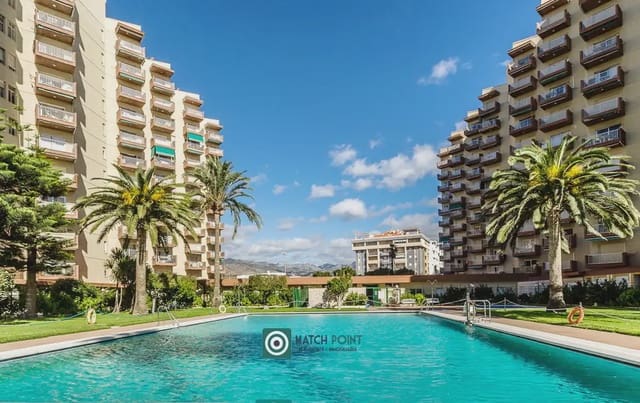 Appartement de 2 chambres à louer à Almuñécar avec piscine garage - 750 € (Ref: 10009474)