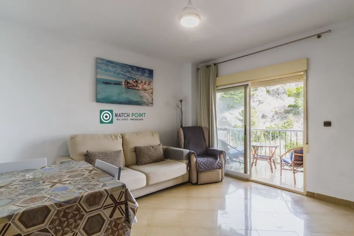Appartement de 2 chambres à louer à Almunecar avec piscine garage - 750 € (Ref: 10009474)