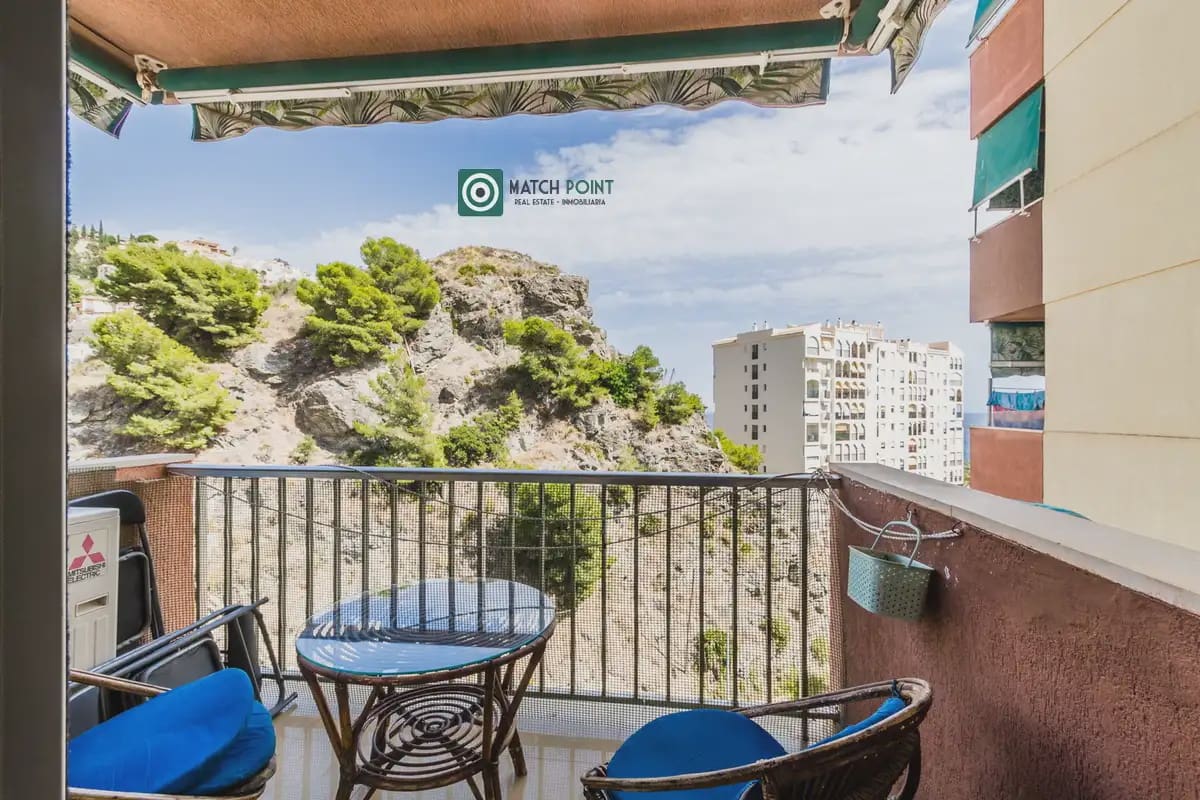 Appartement de 2 chambres à louer à Almunecar avec piscine garage - 750 € (Ref: 10009474)