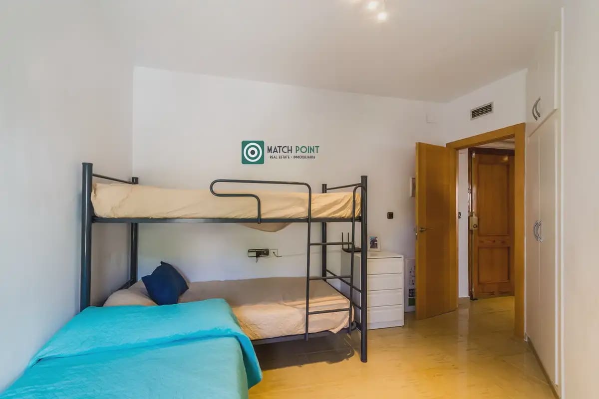 Appartement de 2 chambres à louer à Almunecar avec piscine garage - 750 € (Ref: 10009474)