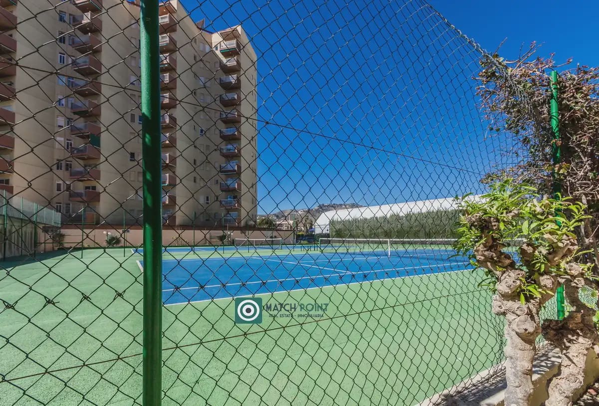 Appartement de 2 chambres à louer à Almunecar avec piscine garage - 750 € (Ref: 10009474)