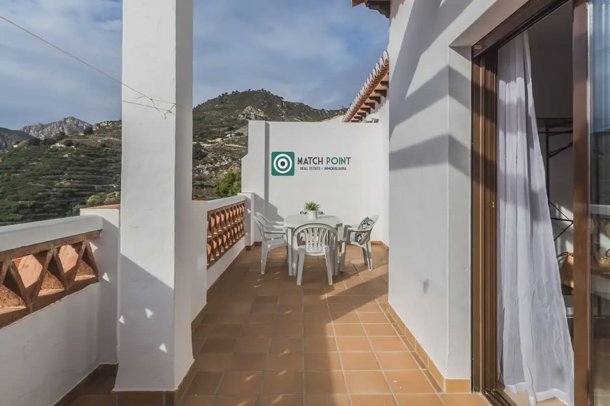 1 quarto Apartamento para arrendar em Lentegi com garagem - 450 € (Ref: 10032396)