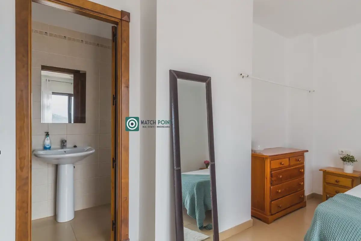 1 quarto Apartamento para arrendar em Lentegi com garagem - 450 € (Ref: 10032396)