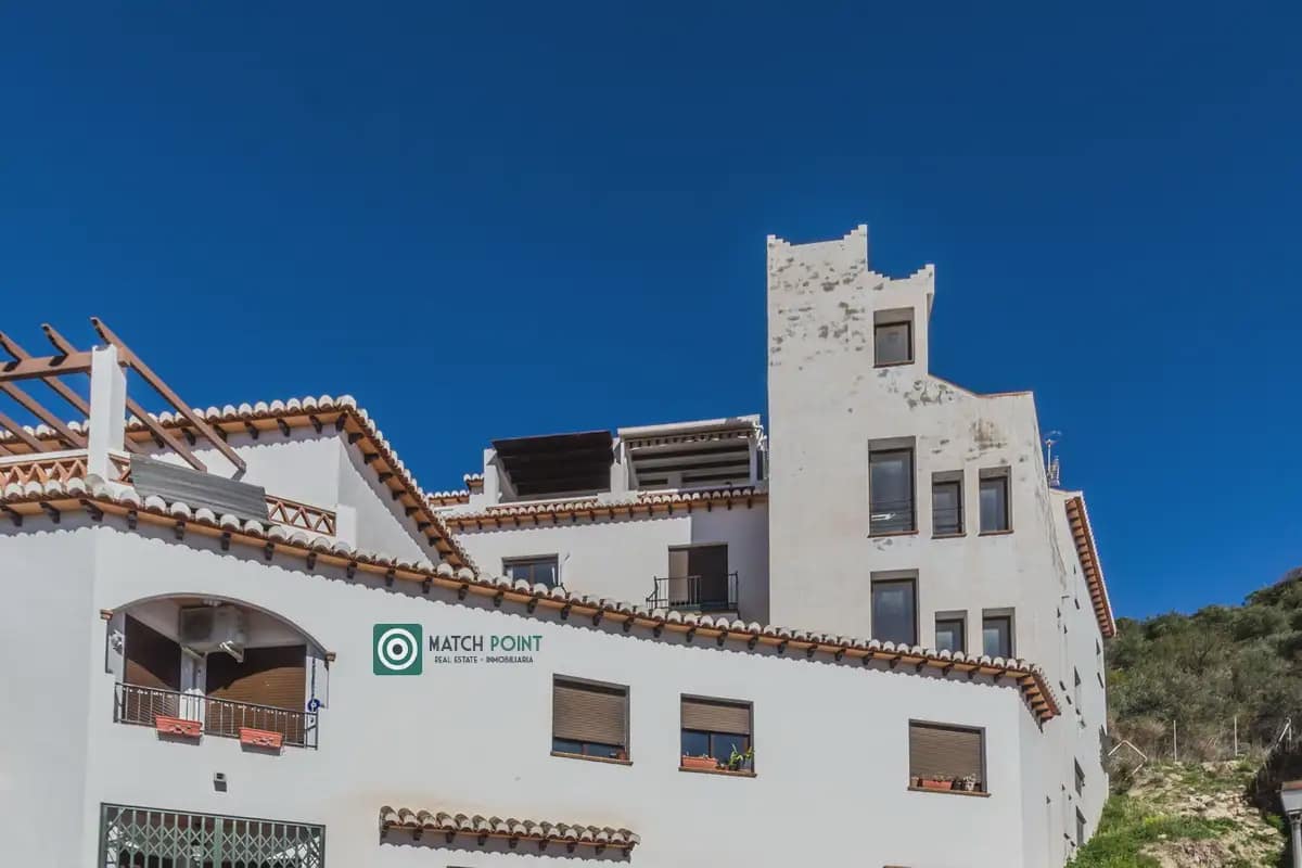 1 quarto Apartamento para arrendar em Lentegi com garagem - 450 € (Ref: 10032396)