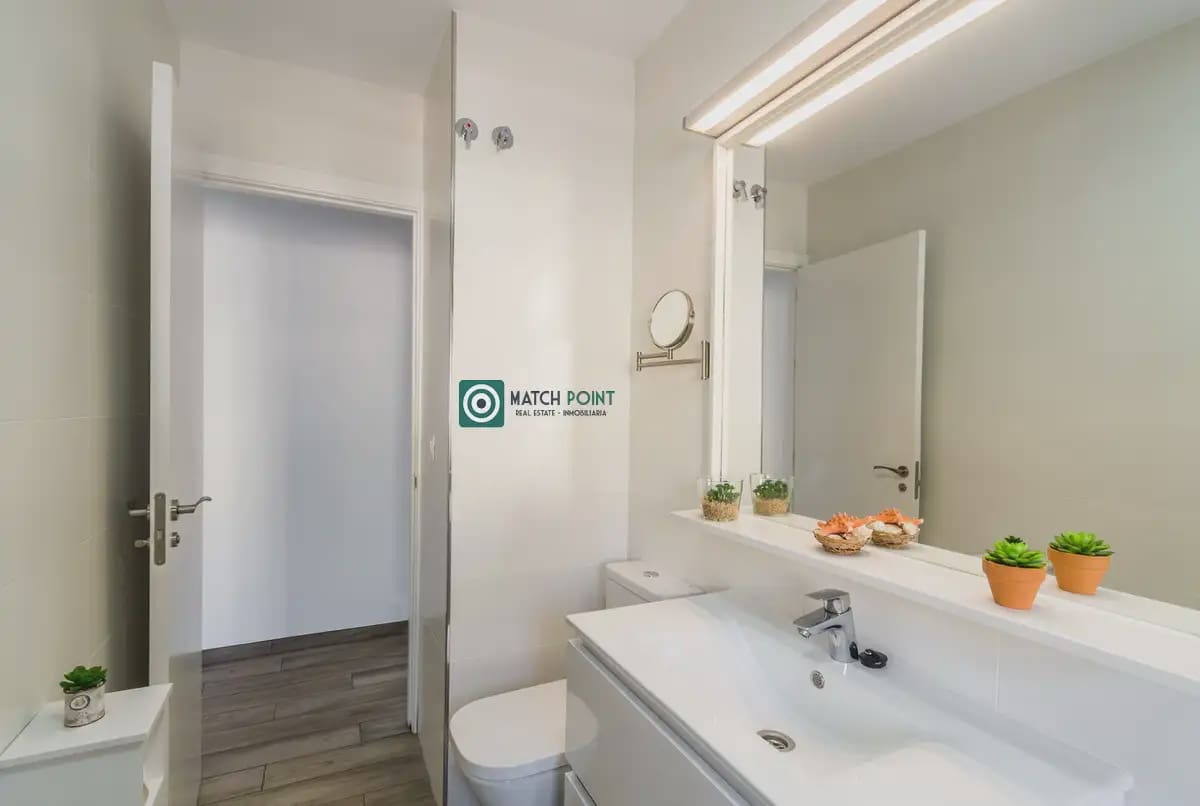 3 soveværelse Lejlighed til leje i Almunecar - € 1.000 (Ref: 10039237)