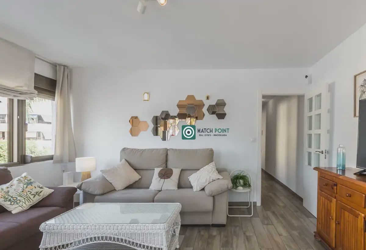 3 soveværelse Lejlighed til leje i Almunecar - € 1.000 (Ref: 10039237)