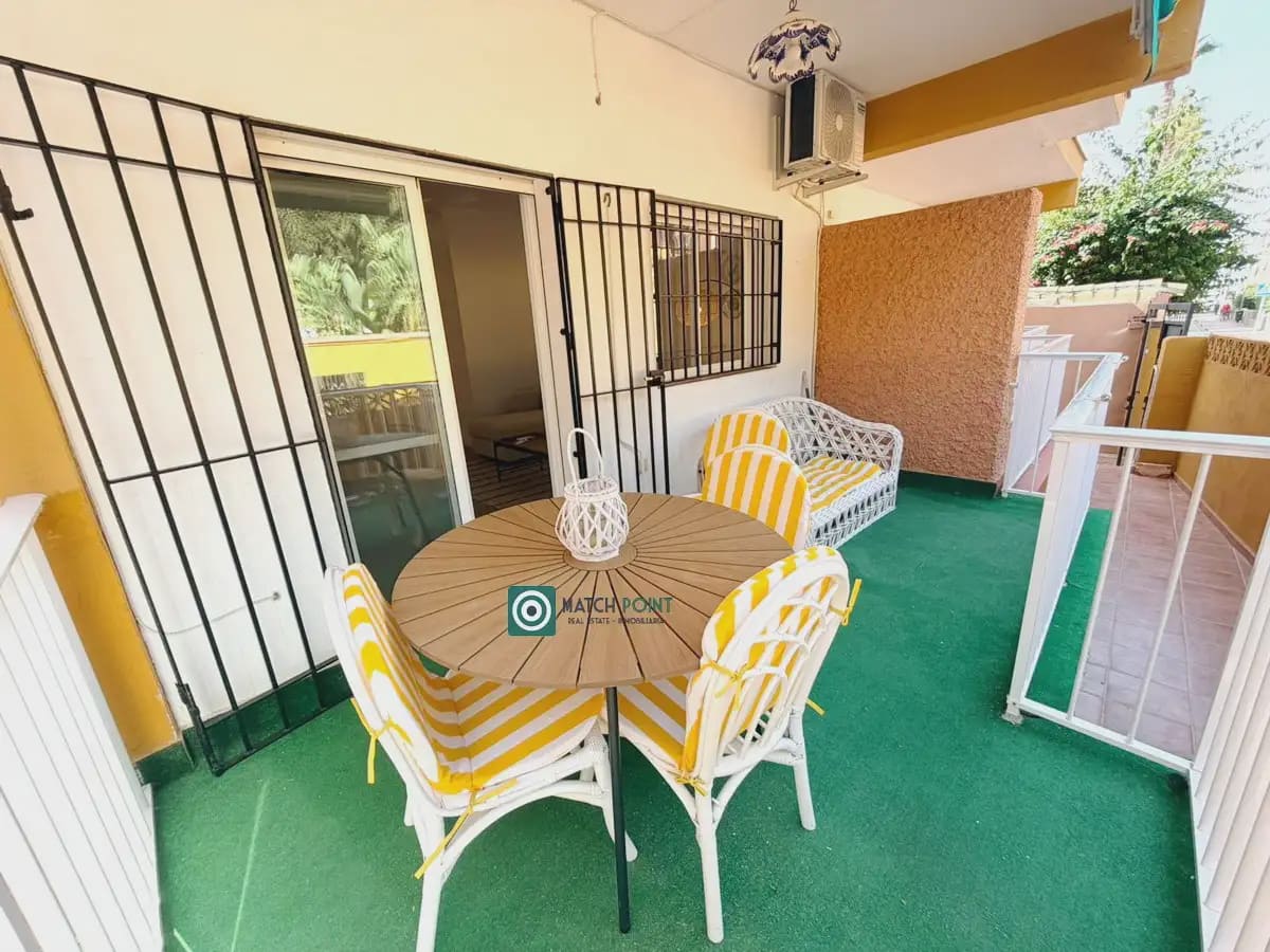 3 bedroom Flat for rent in Almunecar - € 700 (Ref: 10048211)