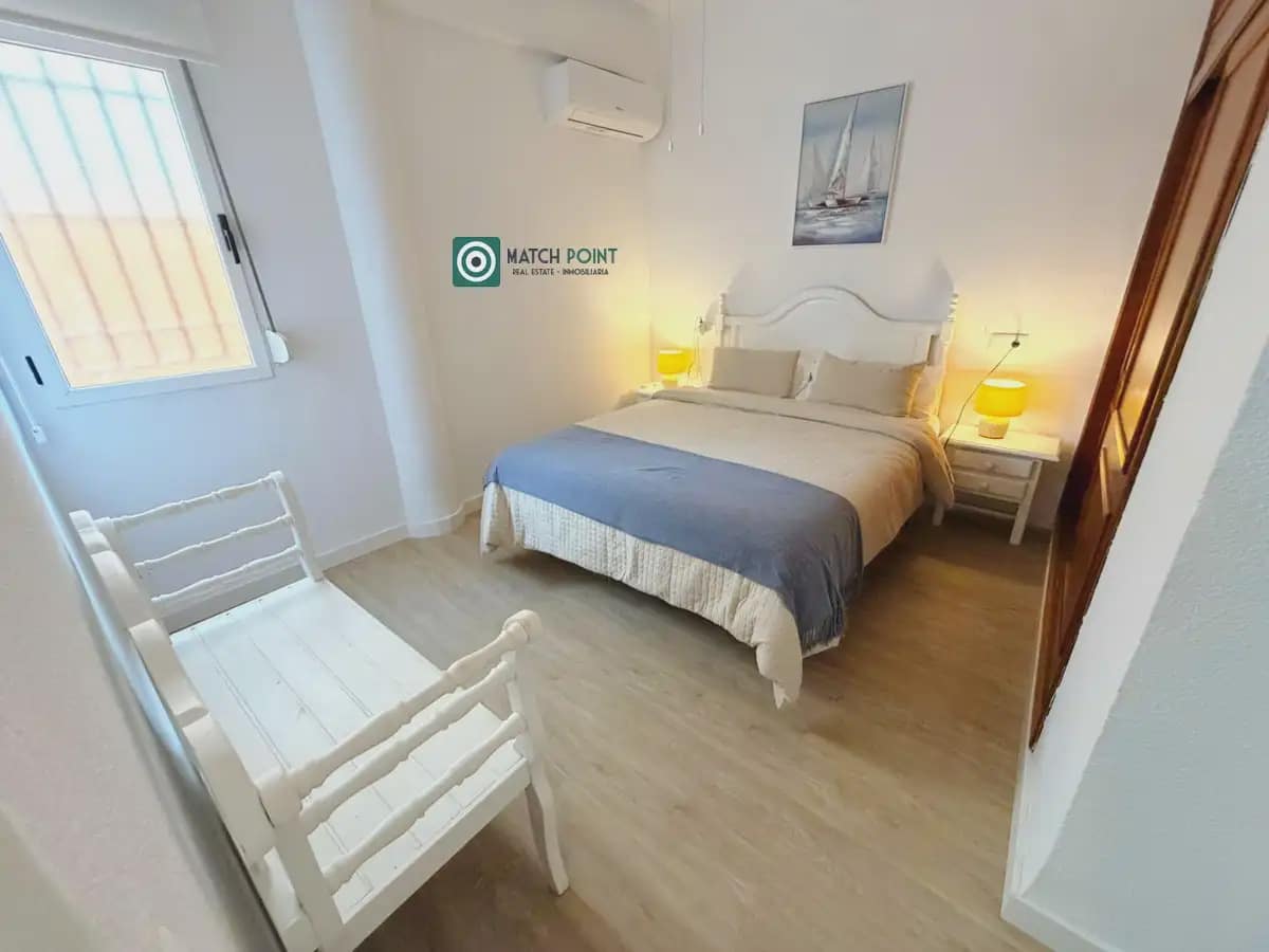 3 bedroom Flat for rent in Almunecar - € 700 (Ref: 10048211)