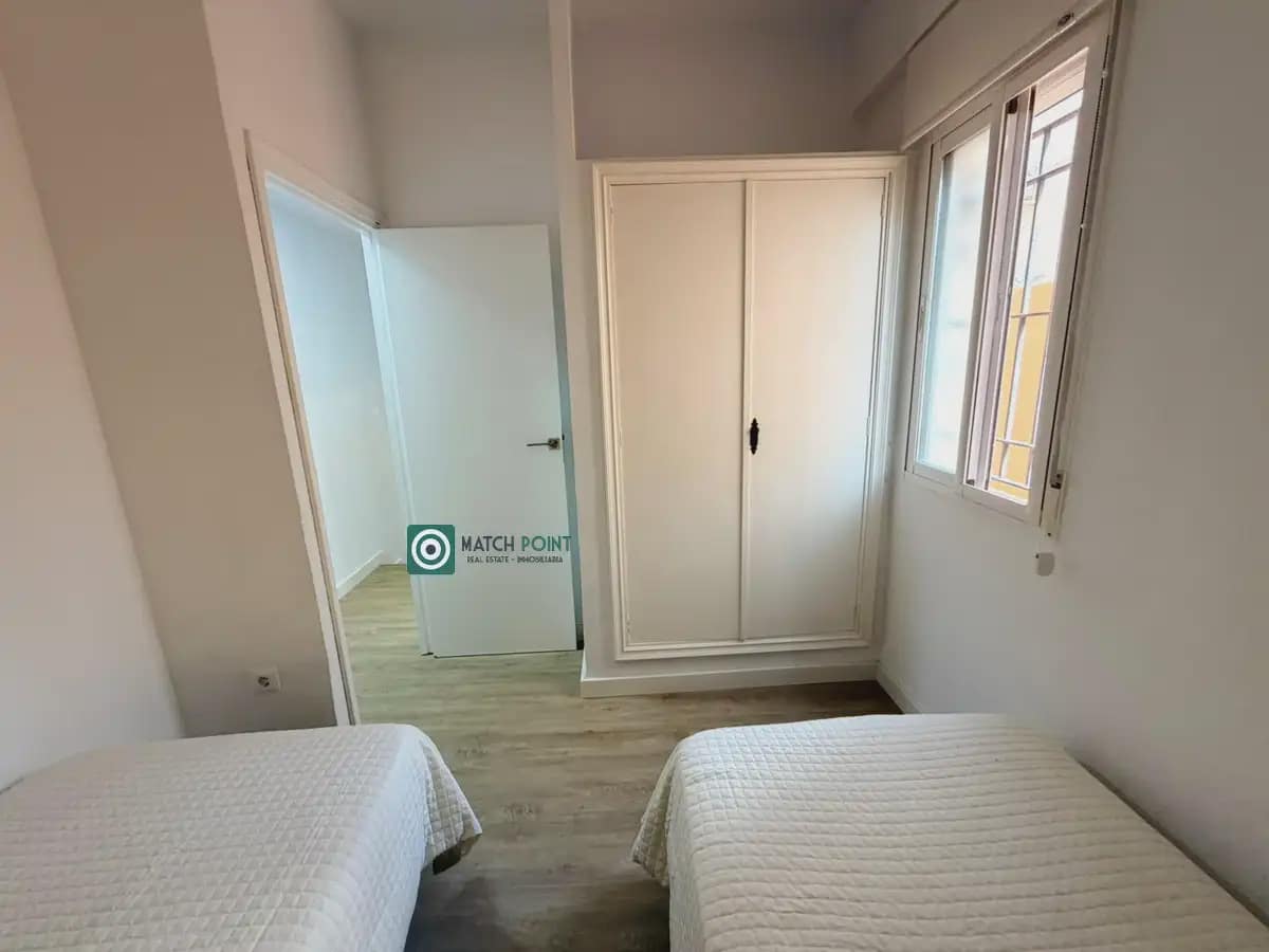 3 bedroom Flat for rent in Almunecar - € 700 (Ref: 10048211)