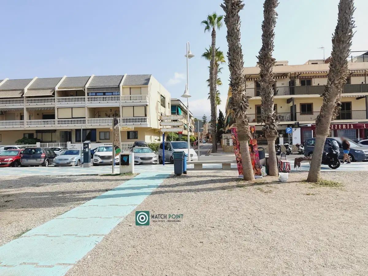 3 bedroom Flat for rent in Almunecar - € 700 (Ref: 10048211)