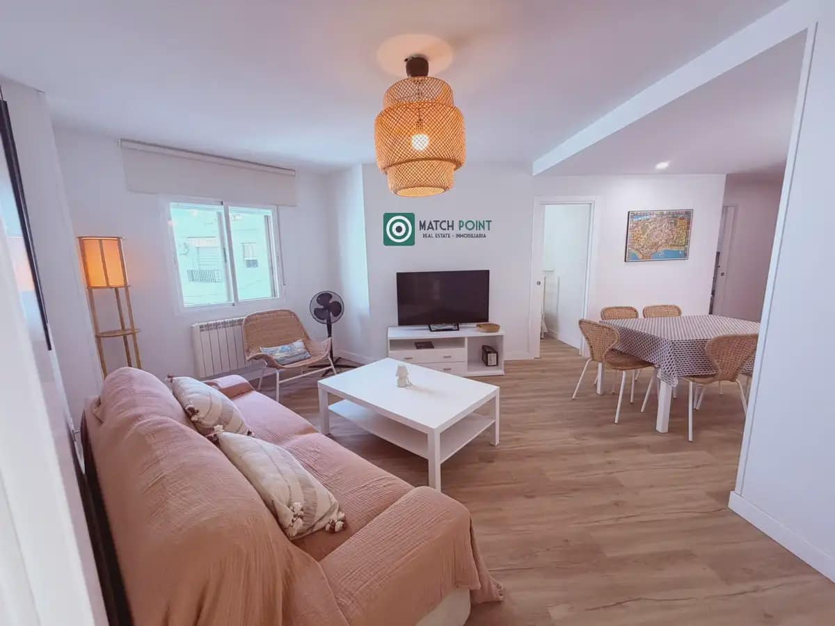 3 soverom Leilighet til leie i Almunecar - € 700 (Ref: 10049666)