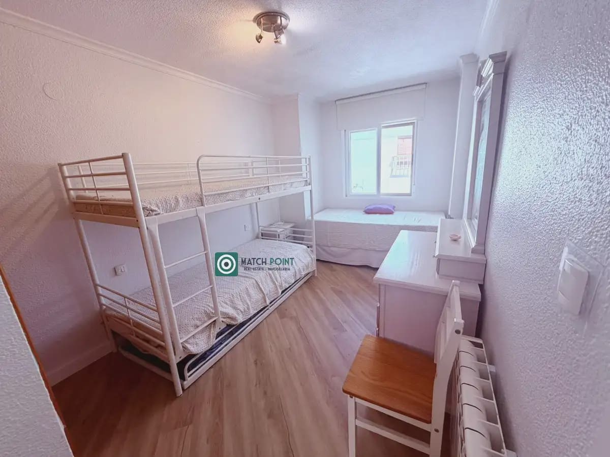 3 soverom Leilighet til leie i Almunecar - € 700 (Ref: 10049666)